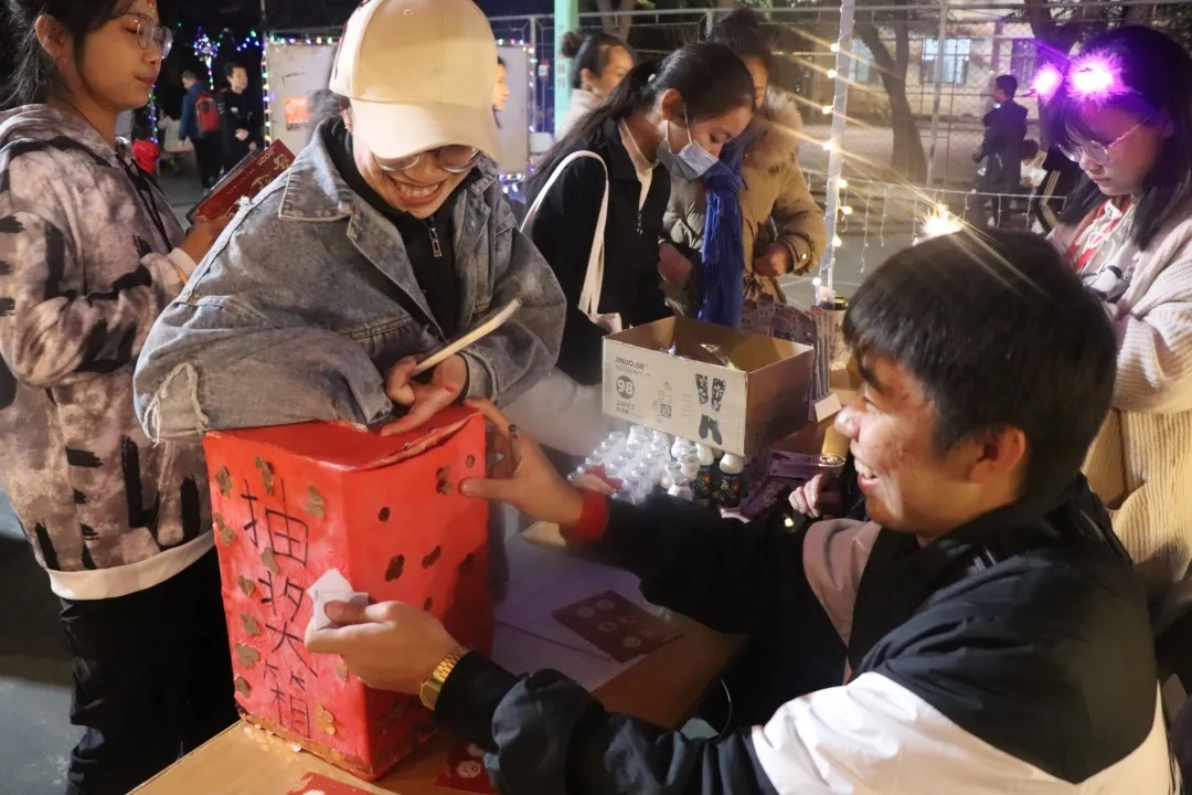 【青年之声】K云体育官方入口开展元旦游园活动