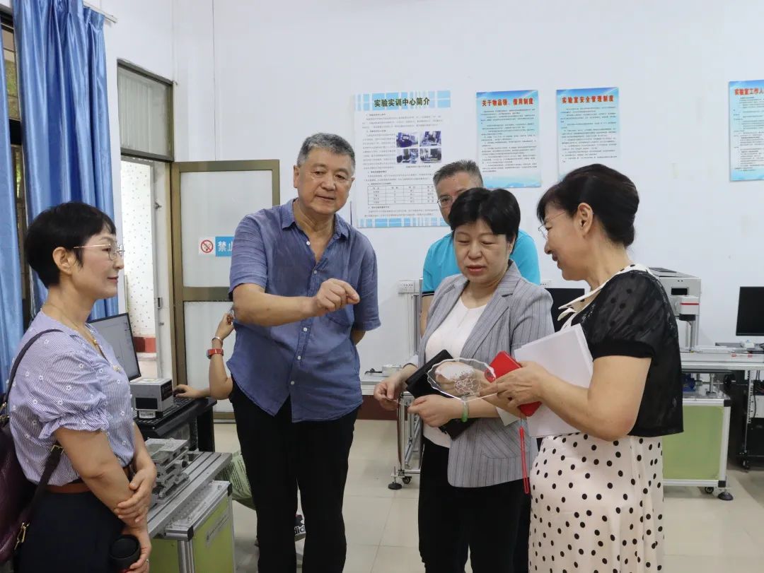 校党委主要负责人许玫莅临我院指导工作